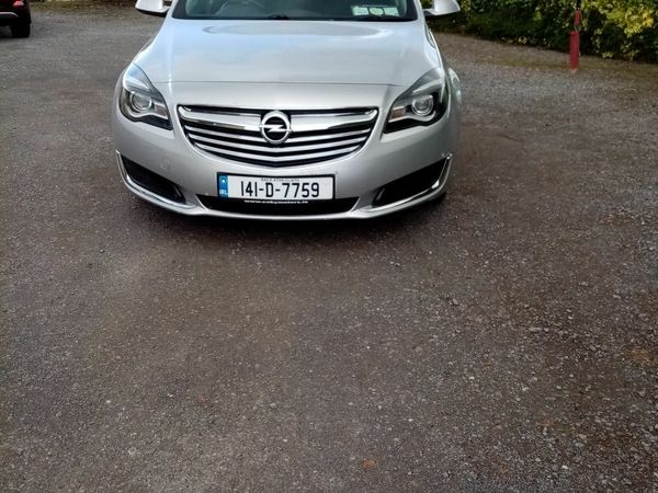 Opel Insignia Hatchback, Diesel, 2014, Silver