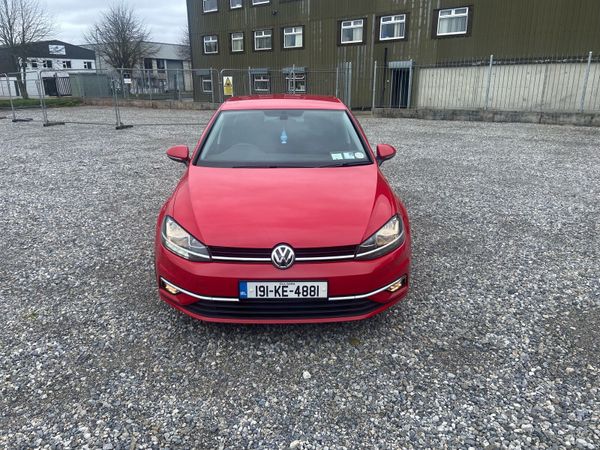 Volkswagen Golf Hatchback, Diesel, 2019, Red