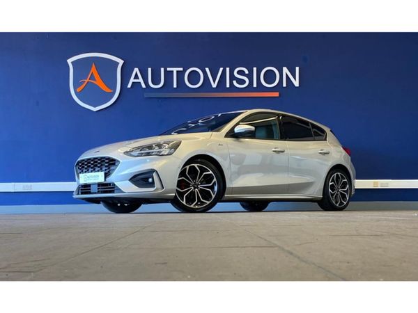 Ford Focus Hatchback, Petrol Hybrid, 2021, Silver