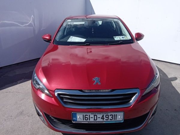 Peugeot 308 Hatchback, Diesel, 2016, Red