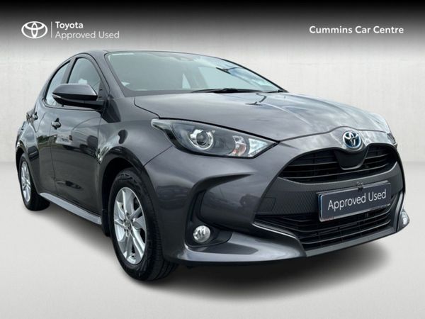 Toyota Yaris Hatchback, Hybrid, 2022, Grey