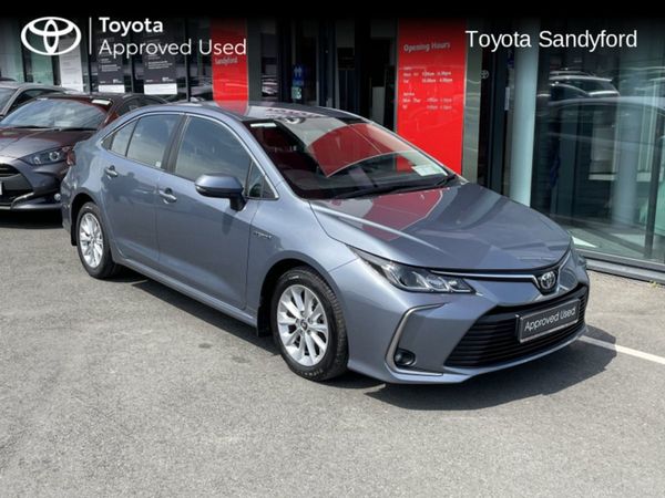 Toyota Corolla Saloon, Hybrid, 2019, Grey