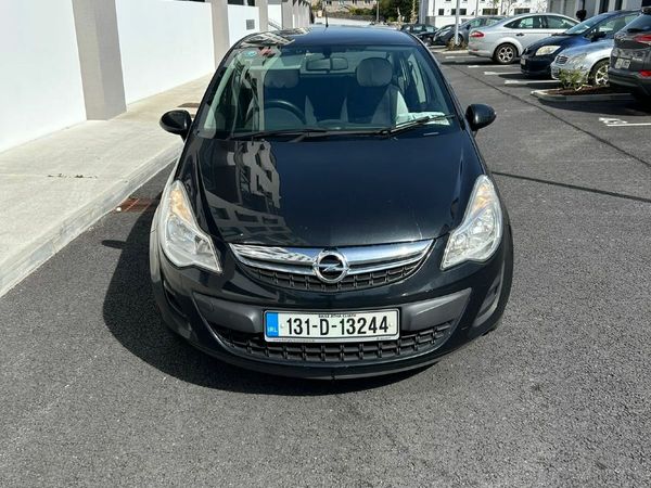 Opel Corsa Hatchback, Petrol, 2013, Black