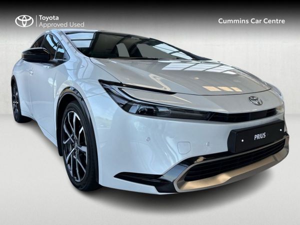 Toyota Prius Hatchback, Hybrid, 2024, White