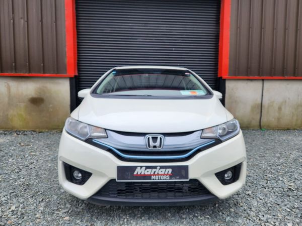 Honda Fit Hatchback, Hybrid, 2014, White