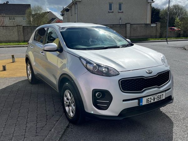 Kia Sportage SUV, Diesel, 2016, Silver