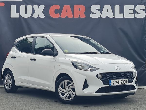 Hyundai i10 Hatchback, Petrol, 2021, White