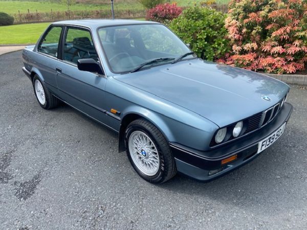 BMW 3-Series Saloon, Petrol, 1988, Blue