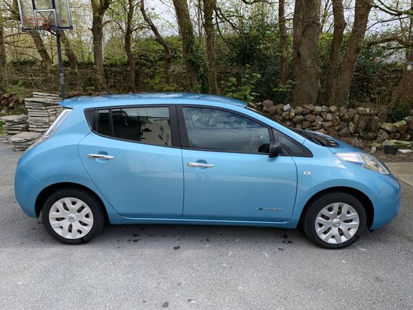 Nissan Leaf Hatchback, Electric, 2016, Blue