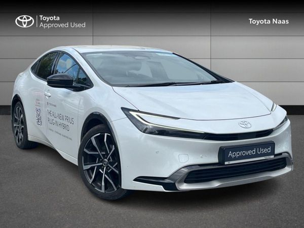 Toyota Prius Hatchback, Hybrid, 2023, White