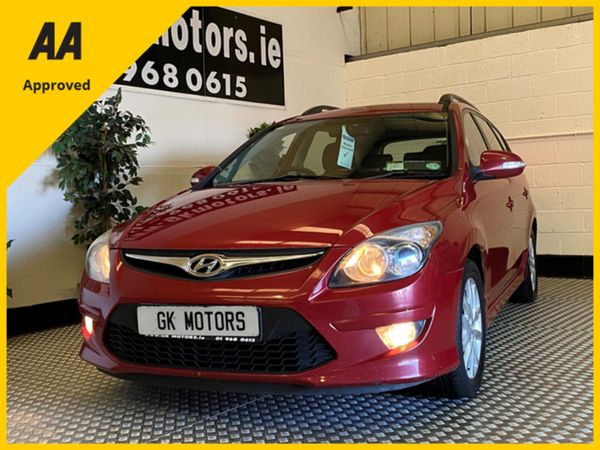 Hyundai i30 Estate, Diesel, 2012, Red