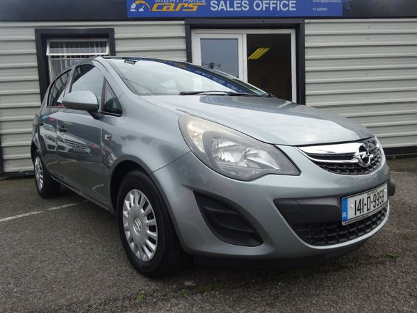 Opel Corsa Hatchback, Petrol, 2014, Silver