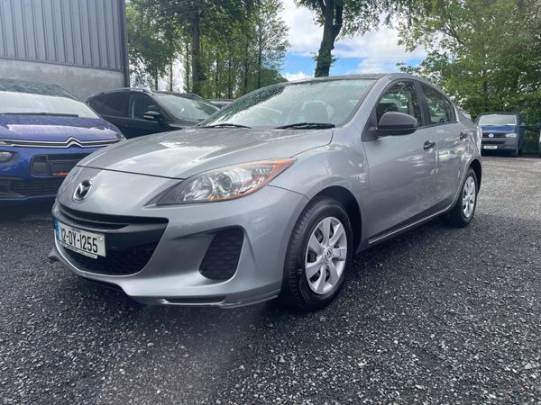 Mazda Mazda3 Saloon, Diesel, 2012, Grey