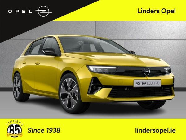 Opel Astra Hatchback, Electric, 2025, Yellow