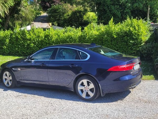 Jaguar XF Saloon, Diesel, 2016, Blue