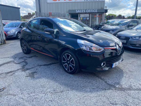 Renault Clio Hatchback, Petrol, 2015, Black