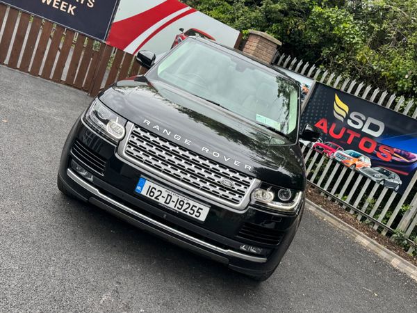 Land Rover Vogue SUV, Diesel, 2016, Black