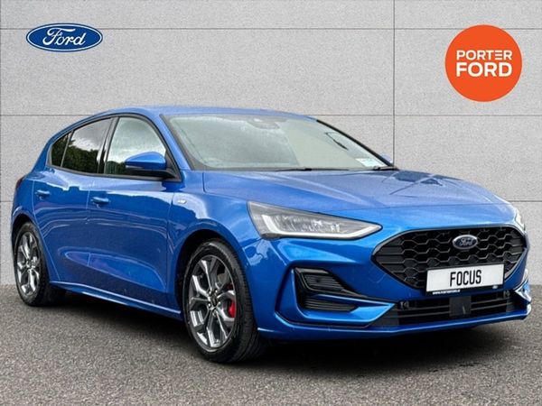 Ford Focus Hatchback, Petrol, 2024, Blue