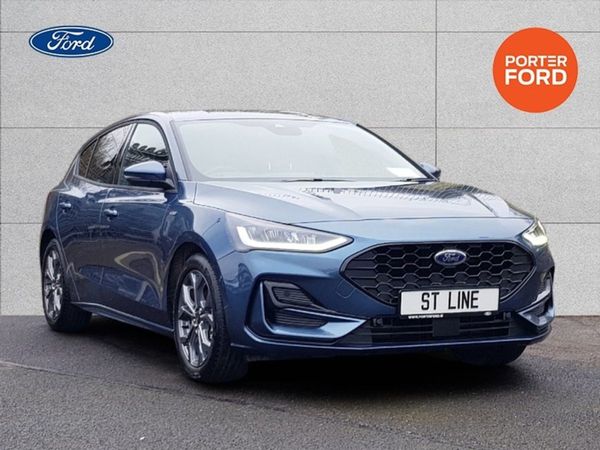 Ford Focus Hatchback, Petrol, 2024, Blue