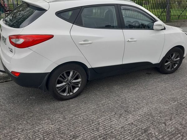Hyundai ix35 SUV, Diesel, 2014, White