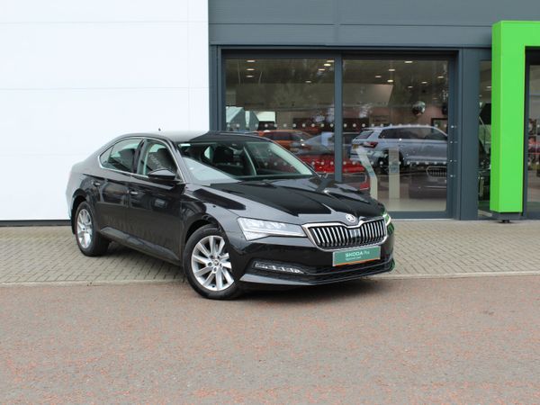 Skoda Superb Hatchback, Diesel, 2024, Black