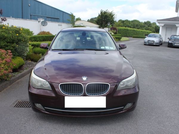 BMW 5-Series Saloon, Diesel, 2009, Red