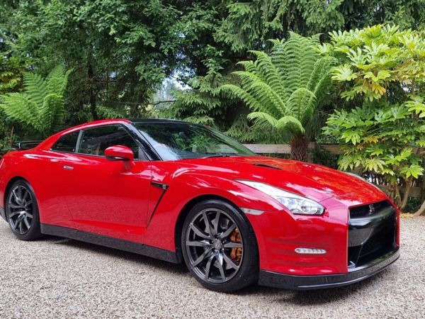 Nissan GT-R Coupe, Petrol, 2016, Red