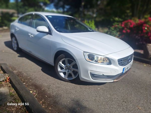 Volvo S60 Saloon, Petrol, 2015, White