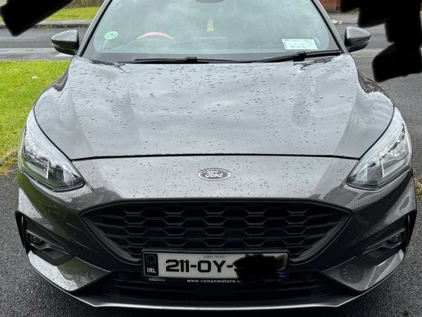 Ford Focus Hatchback, Diesel, 2021, Grey