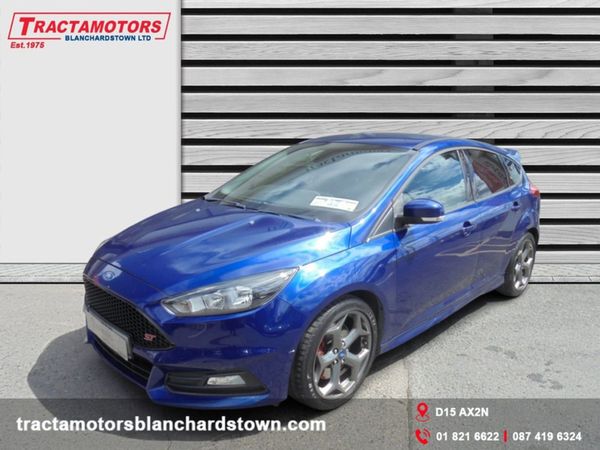 Ford Focus Hatchback, Petrol, 2015, Blue
