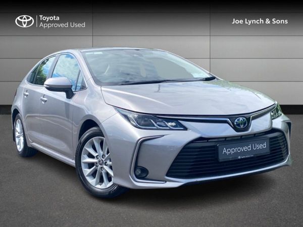 Toyota Corolla Saloon, Hybrid, 2022, 