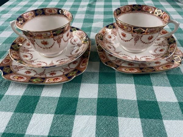 Collectible tea cups and saucers best sale