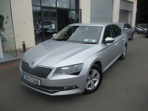 Skoda Superb Saloon, Diesel, 2019, Grey