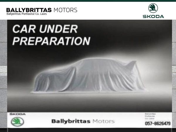 Skoda Octavia Hatchback, Petrol, 2025, Silver