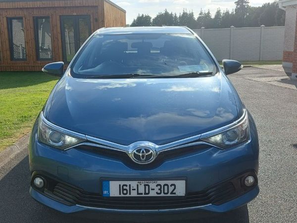 Toyota Auris Hatchback, Diesel, 2016, Blue
