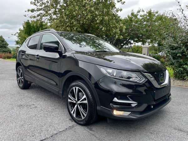 Nissan Qashqai SUV, Diesel, 2017, Black