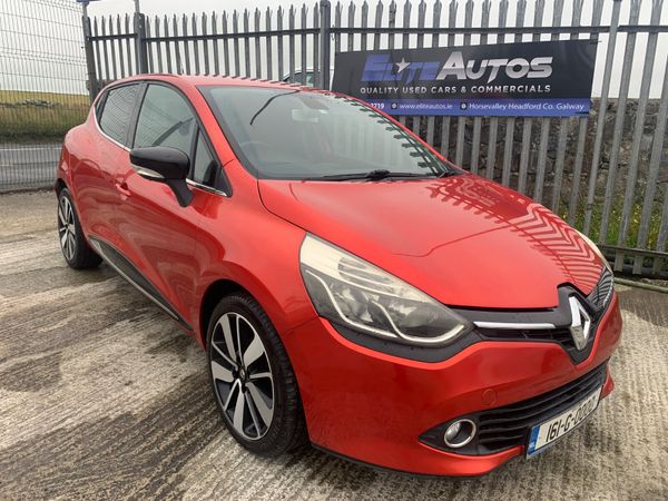 Renault Clio Hatchback, Petrol, 2016, Red