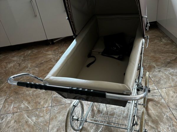 Done deal prams sale