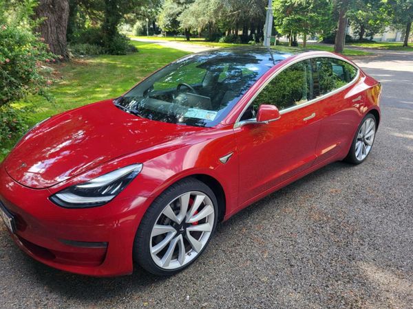 Tesla Model 3 Saloon, Electric, 2019, Red