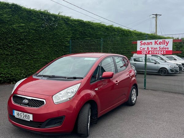 Kia Venga MPV, Petrol, 2014, Red