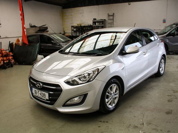 Hyundai i30 Hatchback, Diesel, 2016, Silver