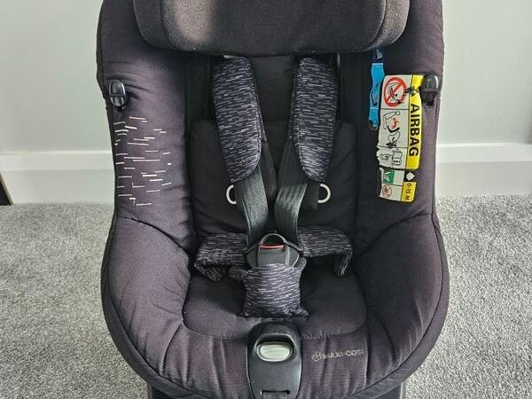 Maxi Cosi AxissFix Plus for sale in Co. Laois for 190 on DoneDeal