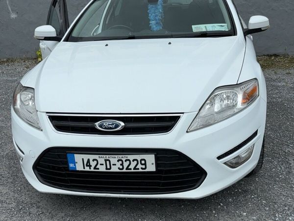 Ford Mondeo Hatchback, Diesel, 2014, White