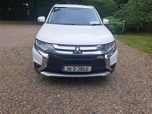 Mitsubishi Outlander SUV, Diesel, 2019, White