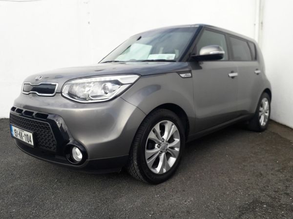 Kia Soul Hatchback, Diesel, 2015, Silver