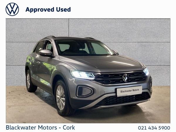 Volkswagen T-Roc SUV, Petrol, 2024, Grey