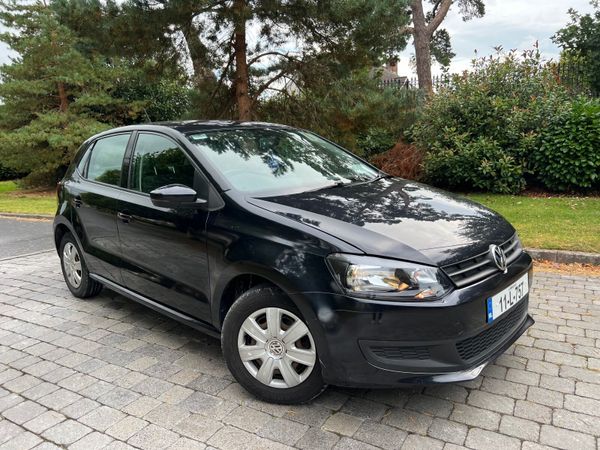 Volkswagen Polo Hatchback, Petrol, 2011, Black