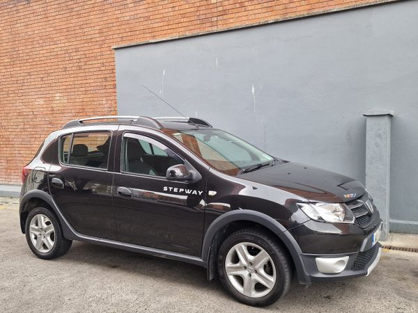 Dacia Sandero Stepway Hatchback, Diesel, 2014, Black