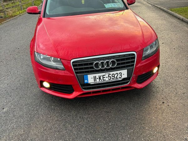 Audi A4 Saloon, Diesel, 2011, Red