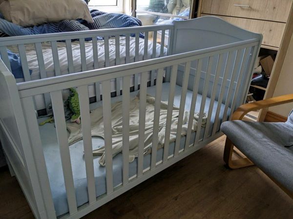 Nested Sorento cot and mattress baby elegance for sale in Co. Cork for 85 on DoneDeal